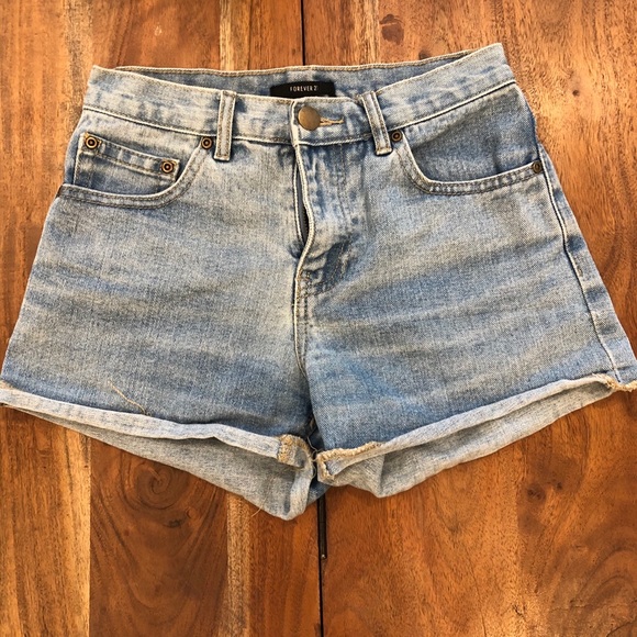 Forever 21 Pants - High waisted Forever 21 jean short size 25